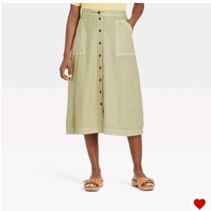NWT Universal Thread Green Button Front Midi Skirt